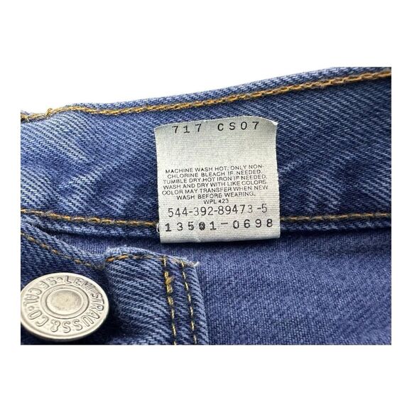 VTG Levis 501 USA (13501-0698) Button Fly Women's Jeans Tapered Size 3S 3 S - Picture 12 of 13